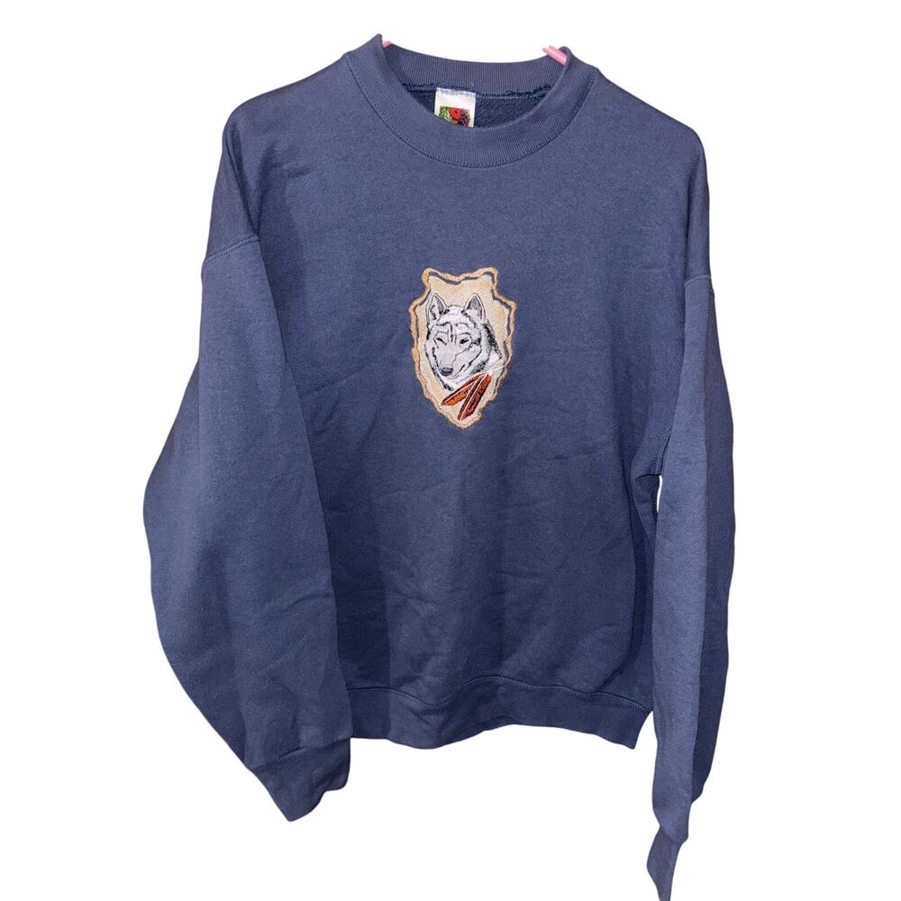Fruit of the Loom Best blue embroidered wolf crewneck sweatshirt (large)